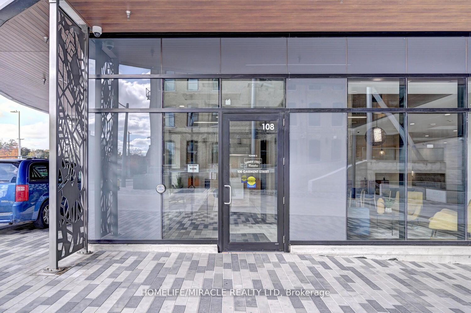 108 Garment St, #401