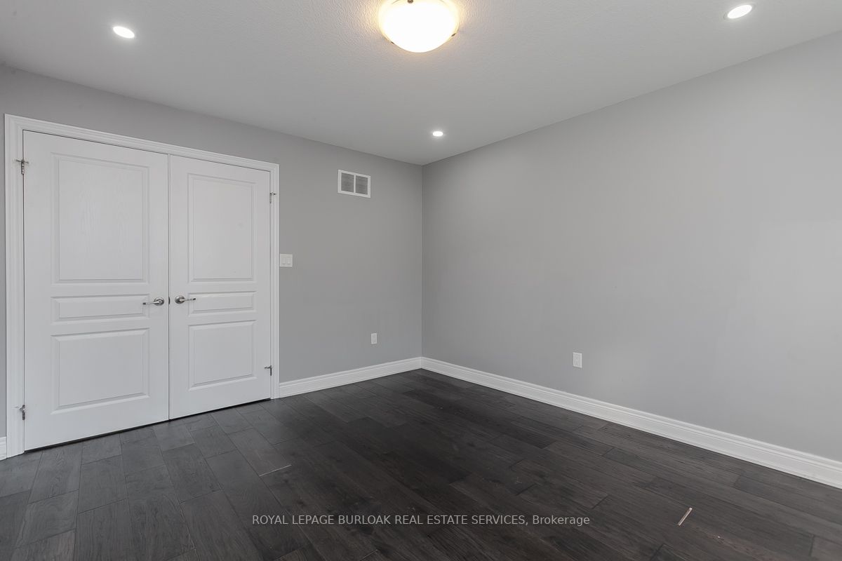 45 Royal Winter Dr, #4