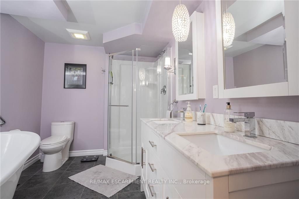 50 Greenmeadow Crt