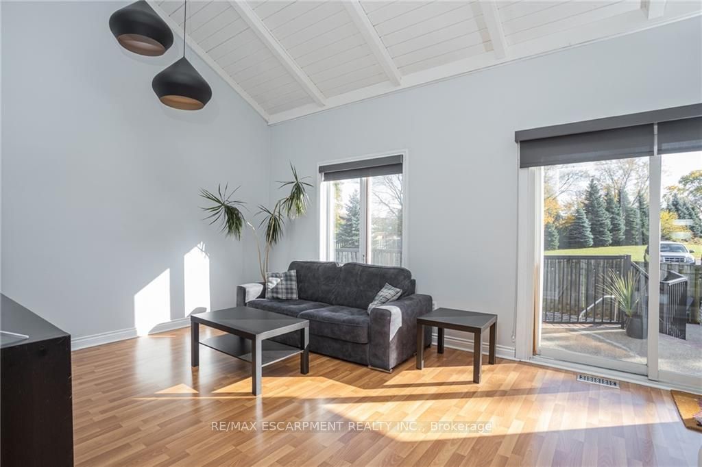 50 Greenmeadow Crt