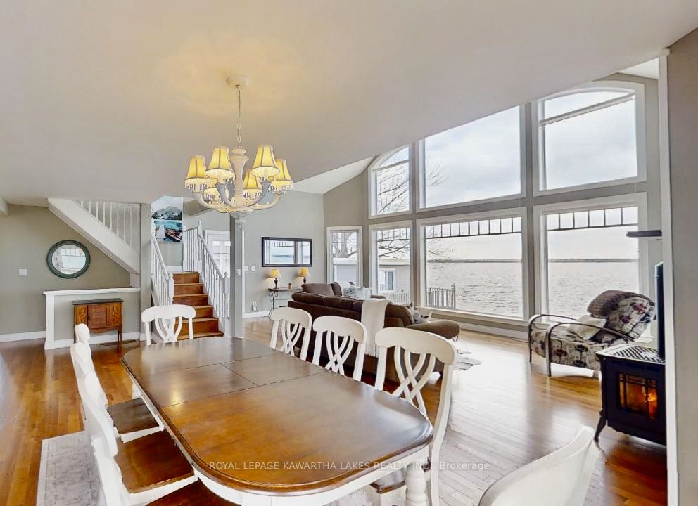 1425 Killarney Bay Rd
