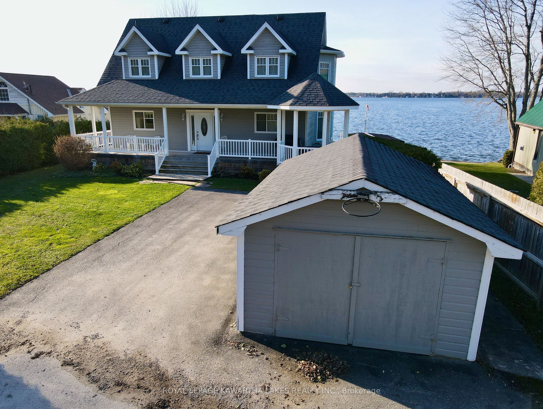 1425 Killarney Bay Rd