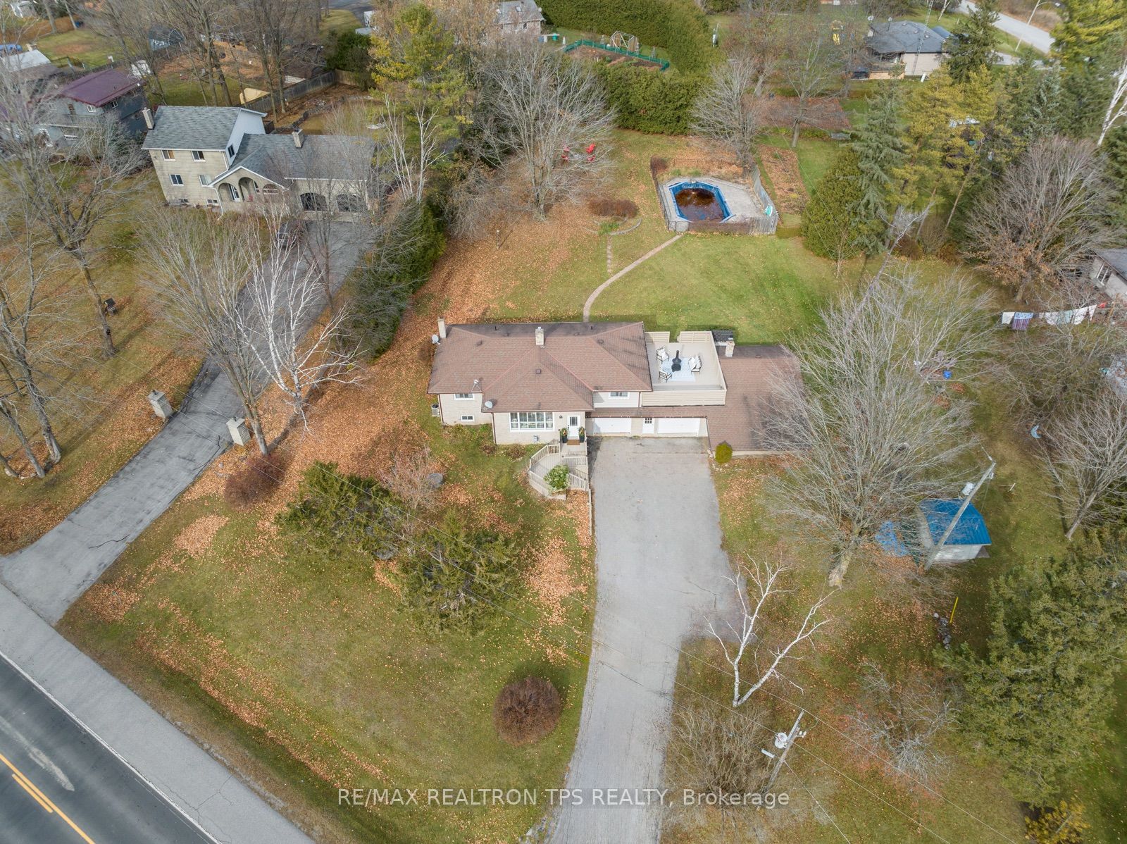 1579 Highway 7A