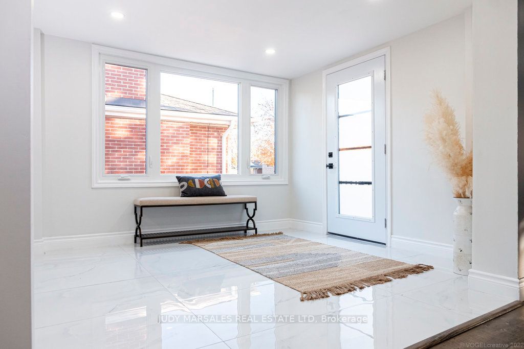 9 Endfield Ave