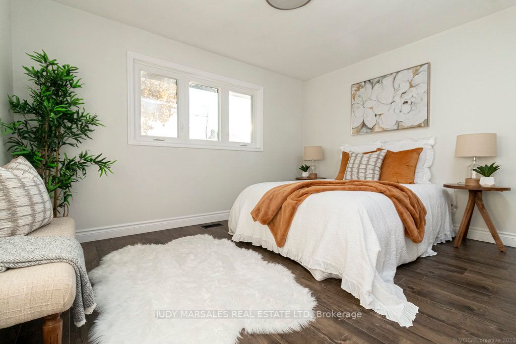 9 Endfield Ave