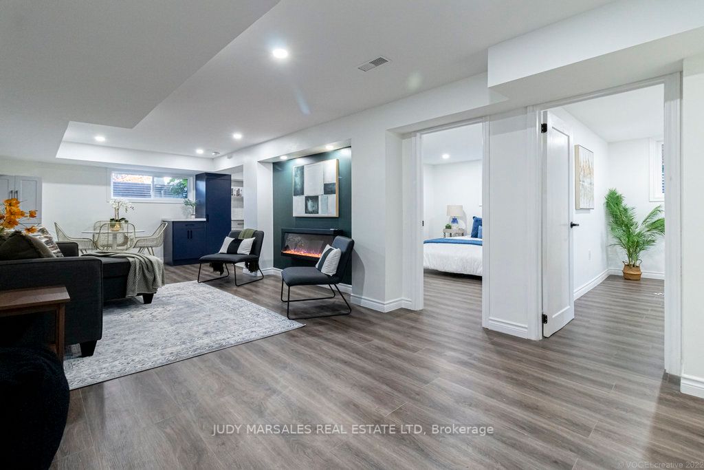 9 Endfield Ave