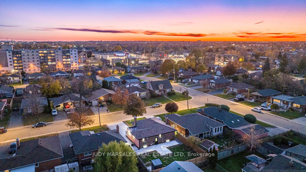 9 Endfield Ave
