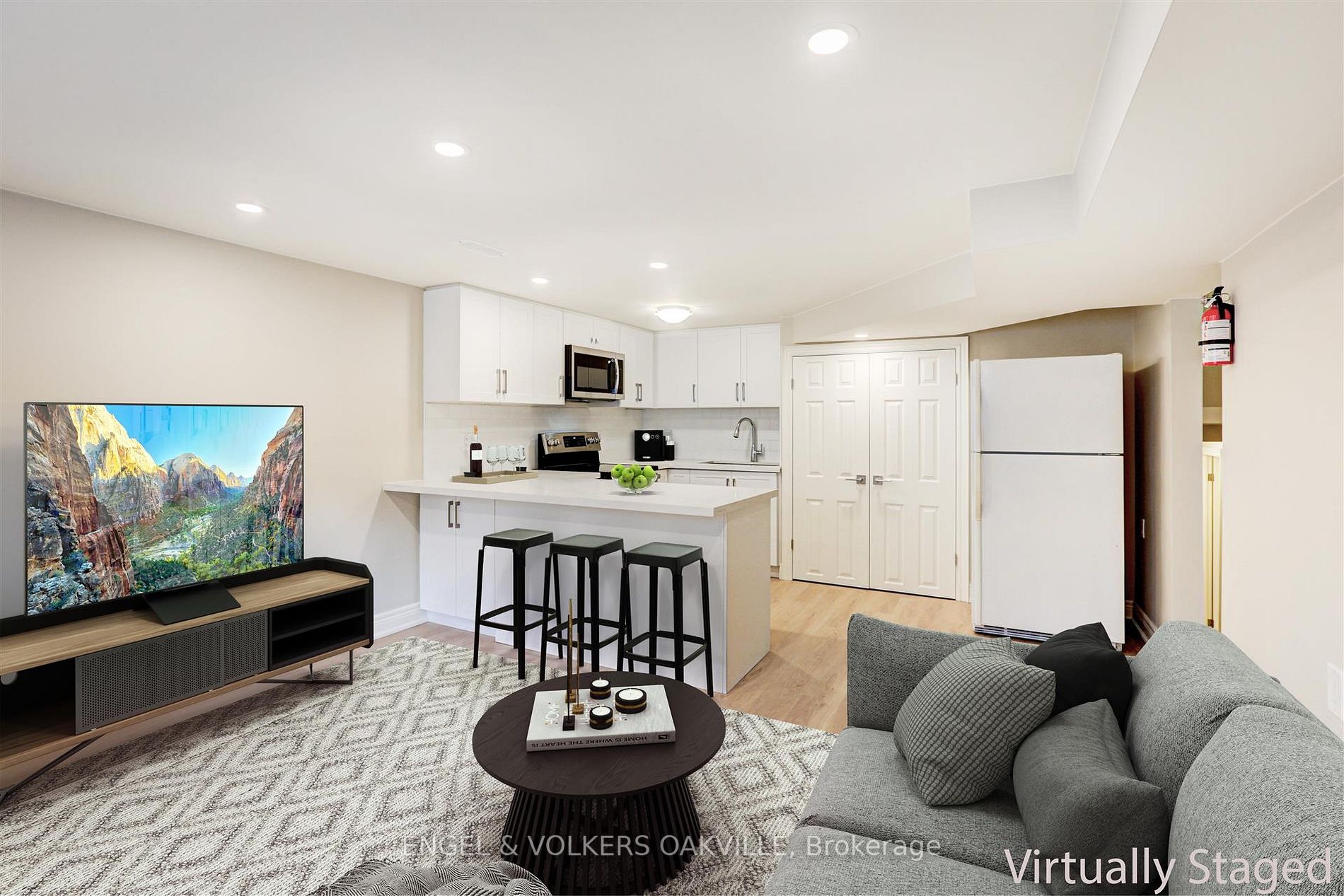 172 Kimberly Dr