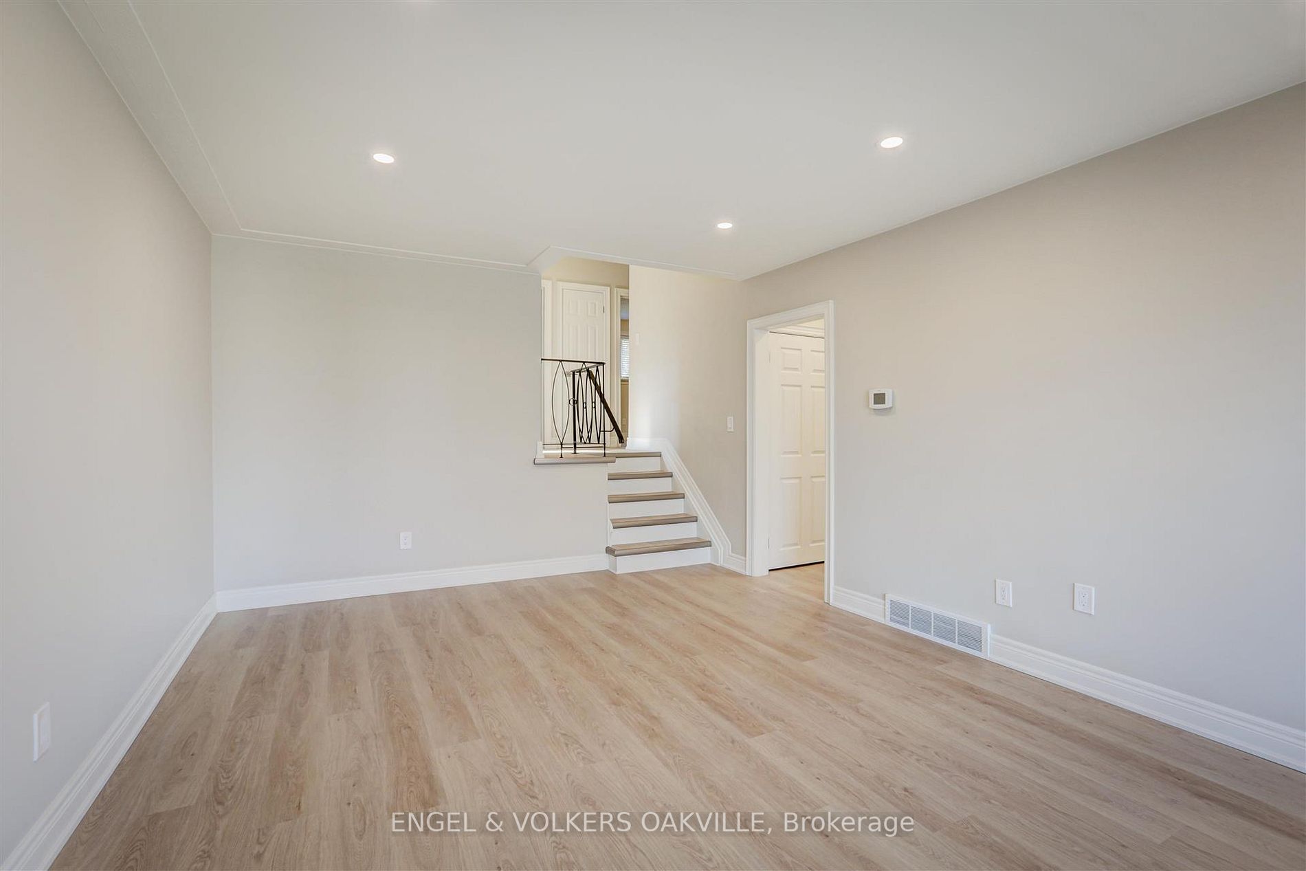 172 Kimberly- Upper Unit Dr