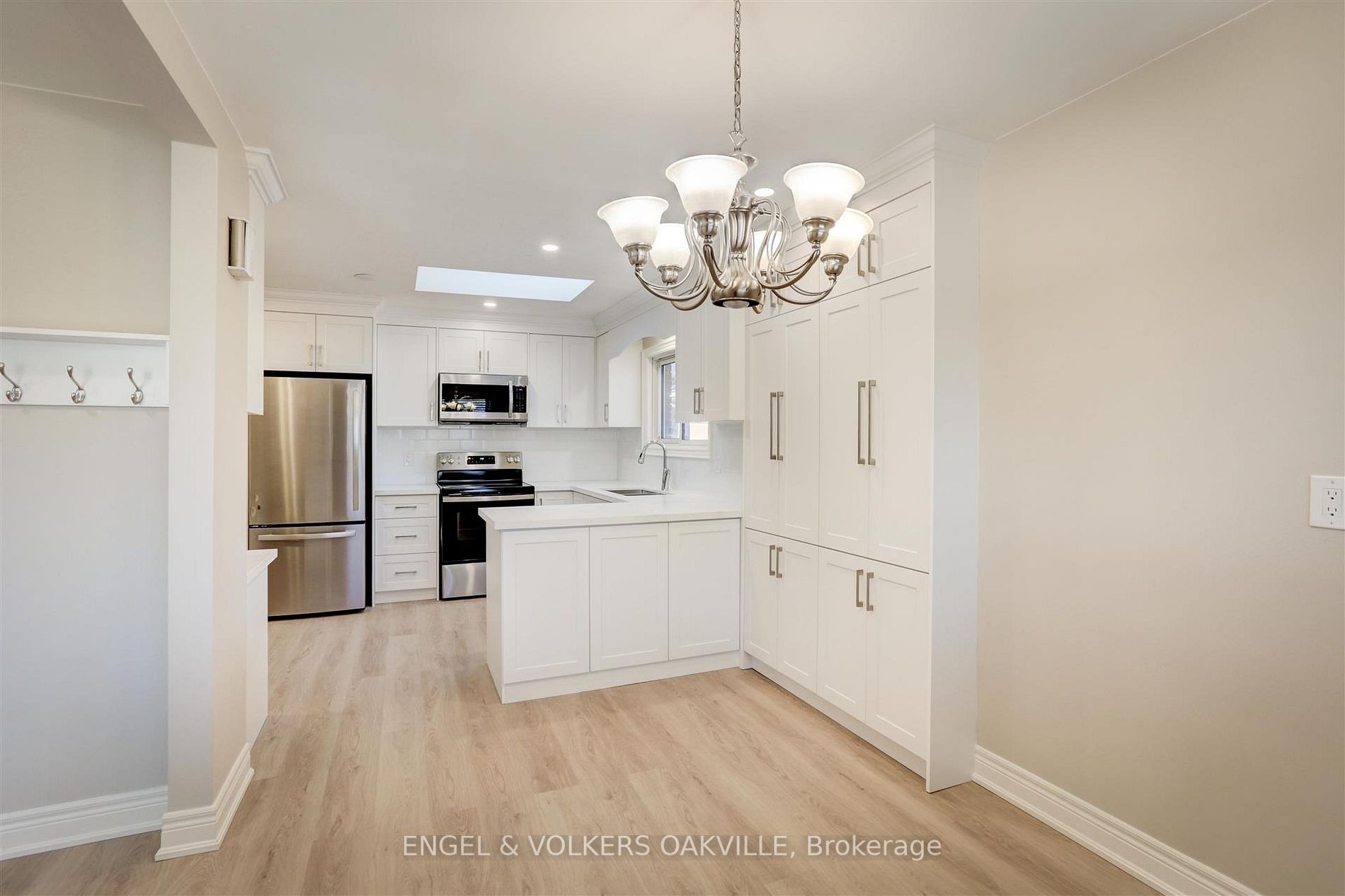 172 Kimberly- Upper Unit Dr