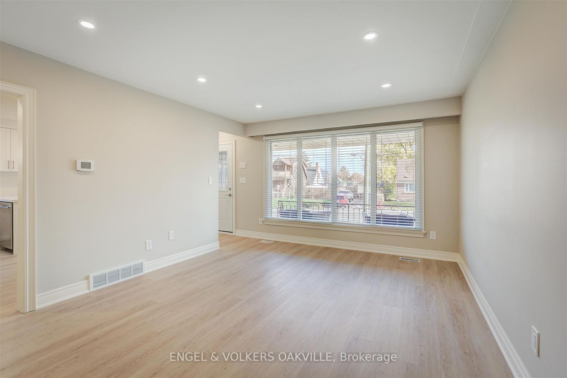 172 Kimberly- Upper Unit Dr