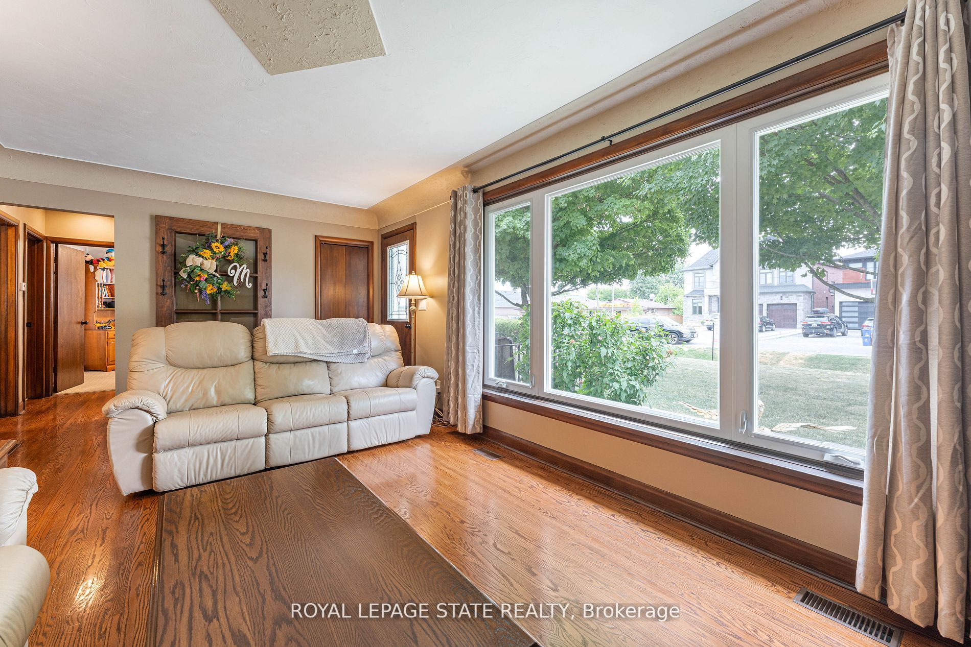 41 Leckie Ave