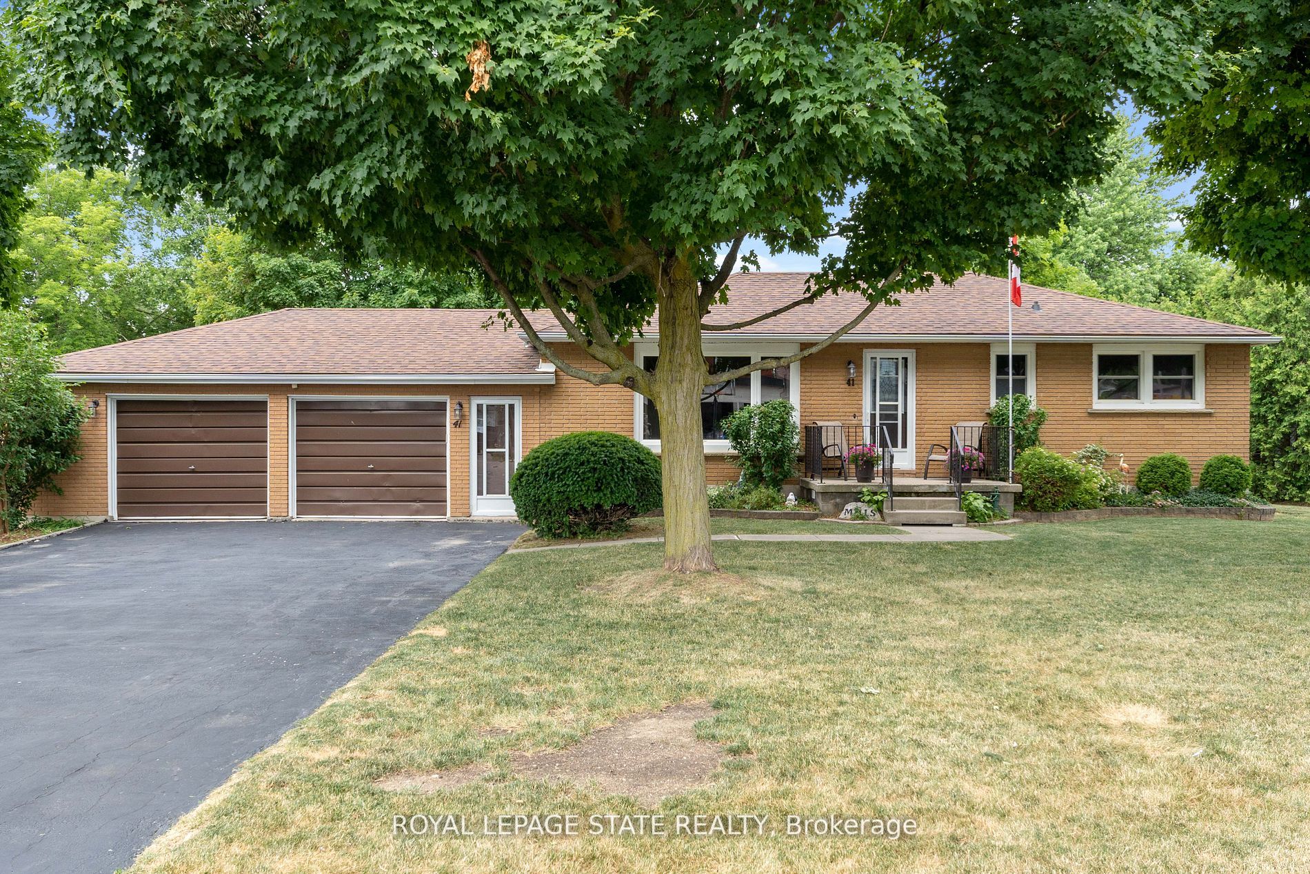 41 Leckie Ave