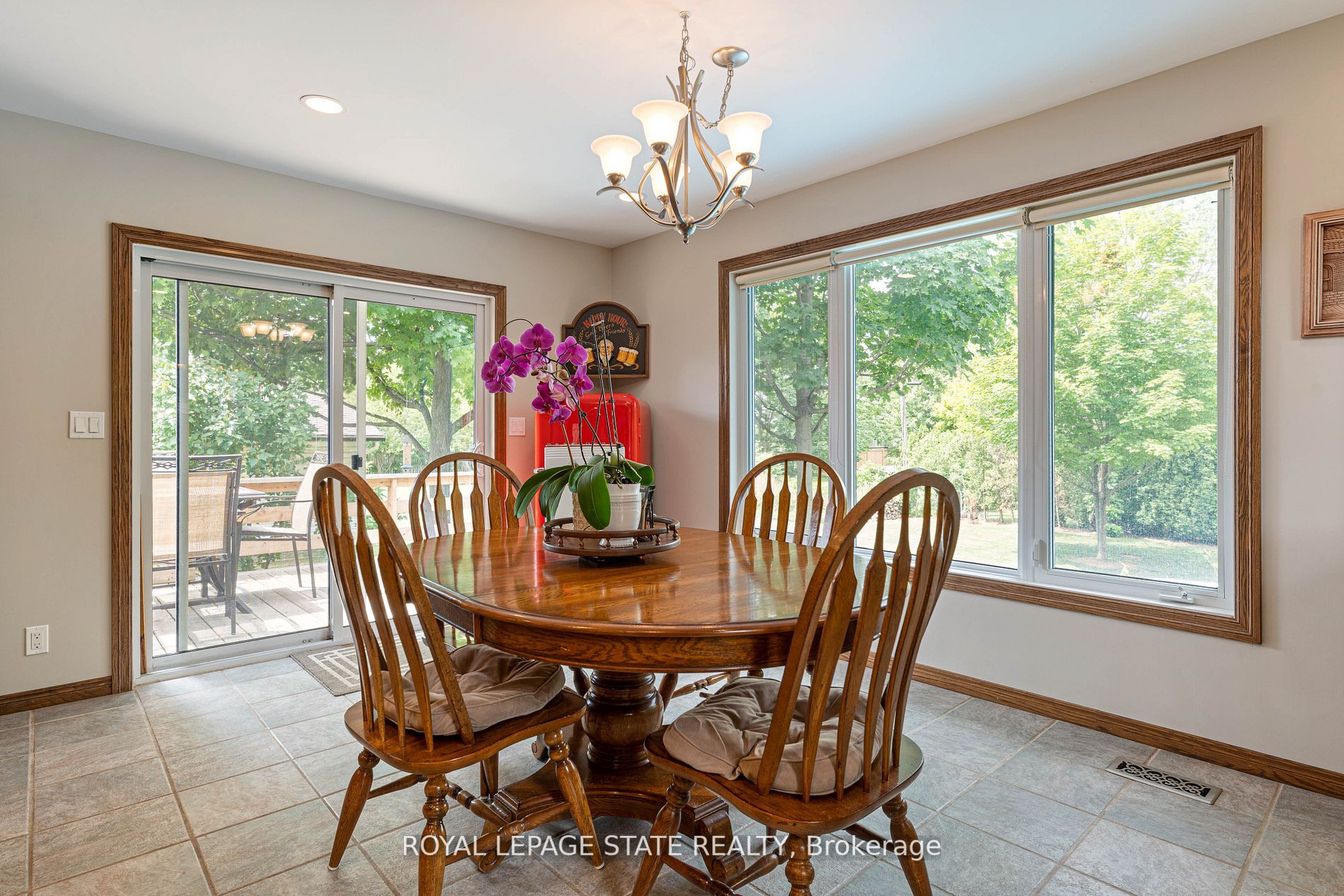 41 Leckie Ave