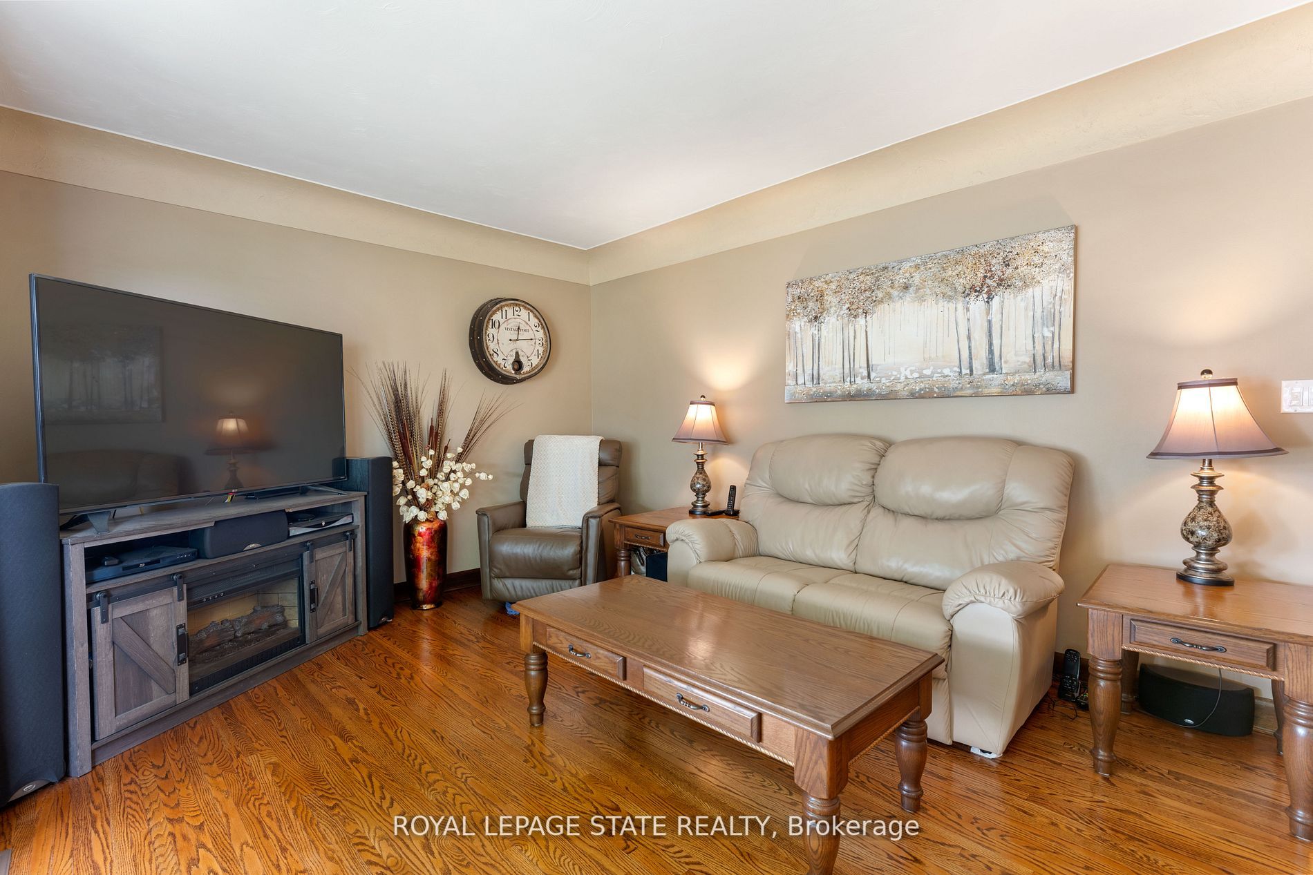 41 Leckie Ave