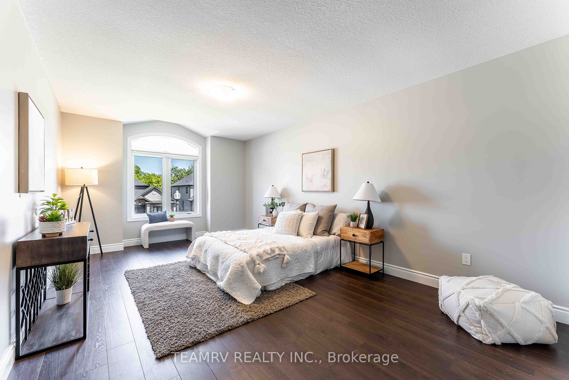 382 Masters Dr