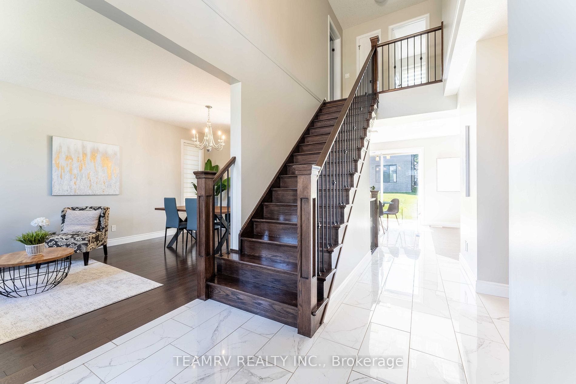 382 Masters Dr