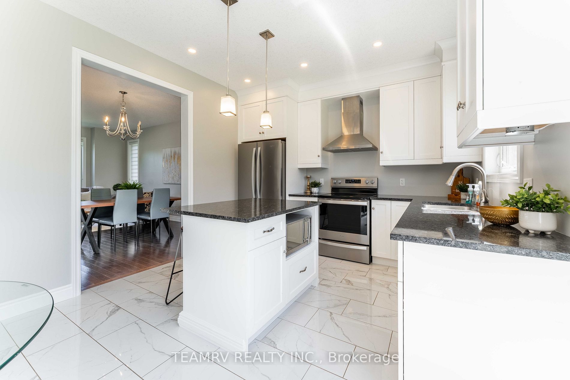 382 Masters Dr