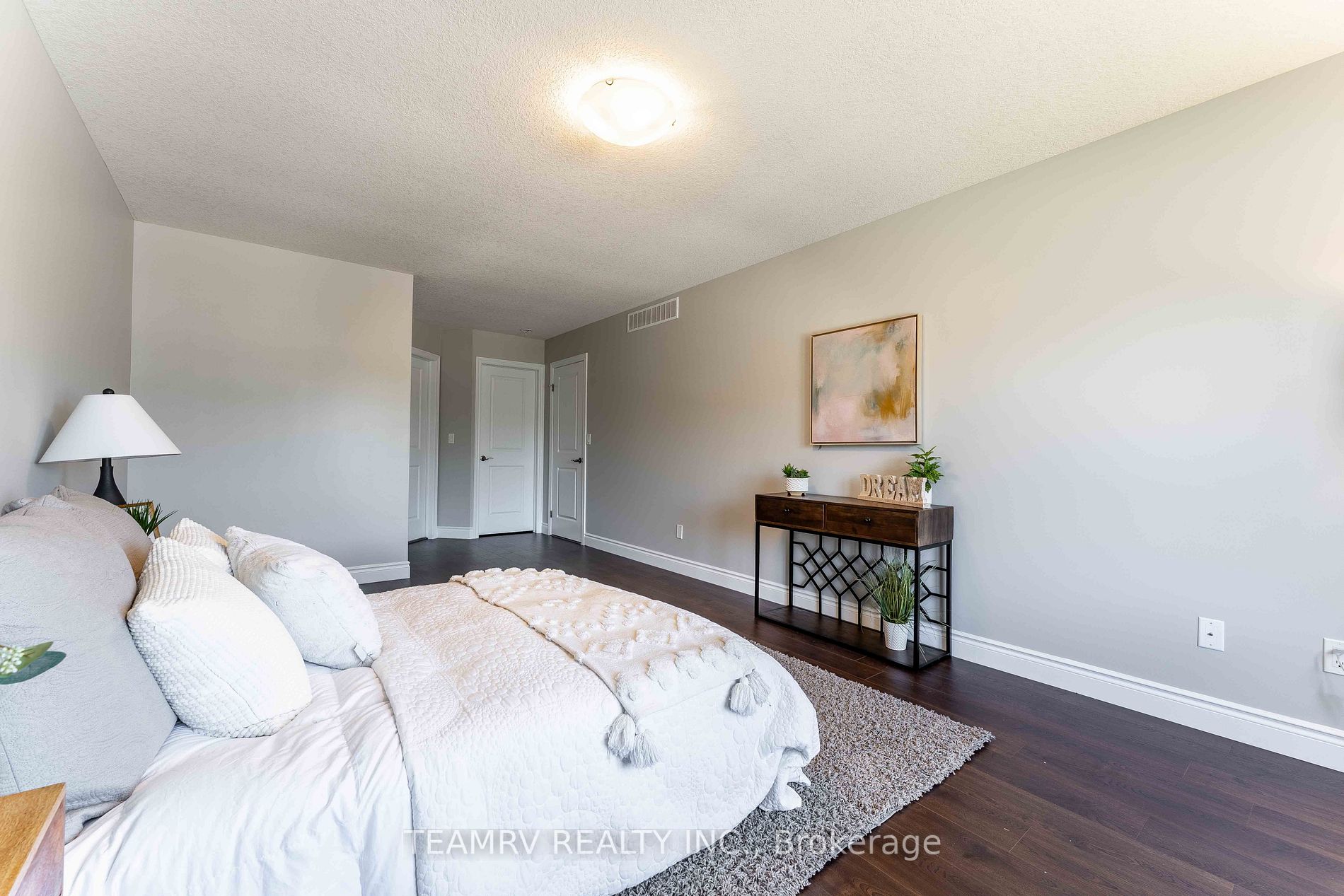 382 Masters Dr