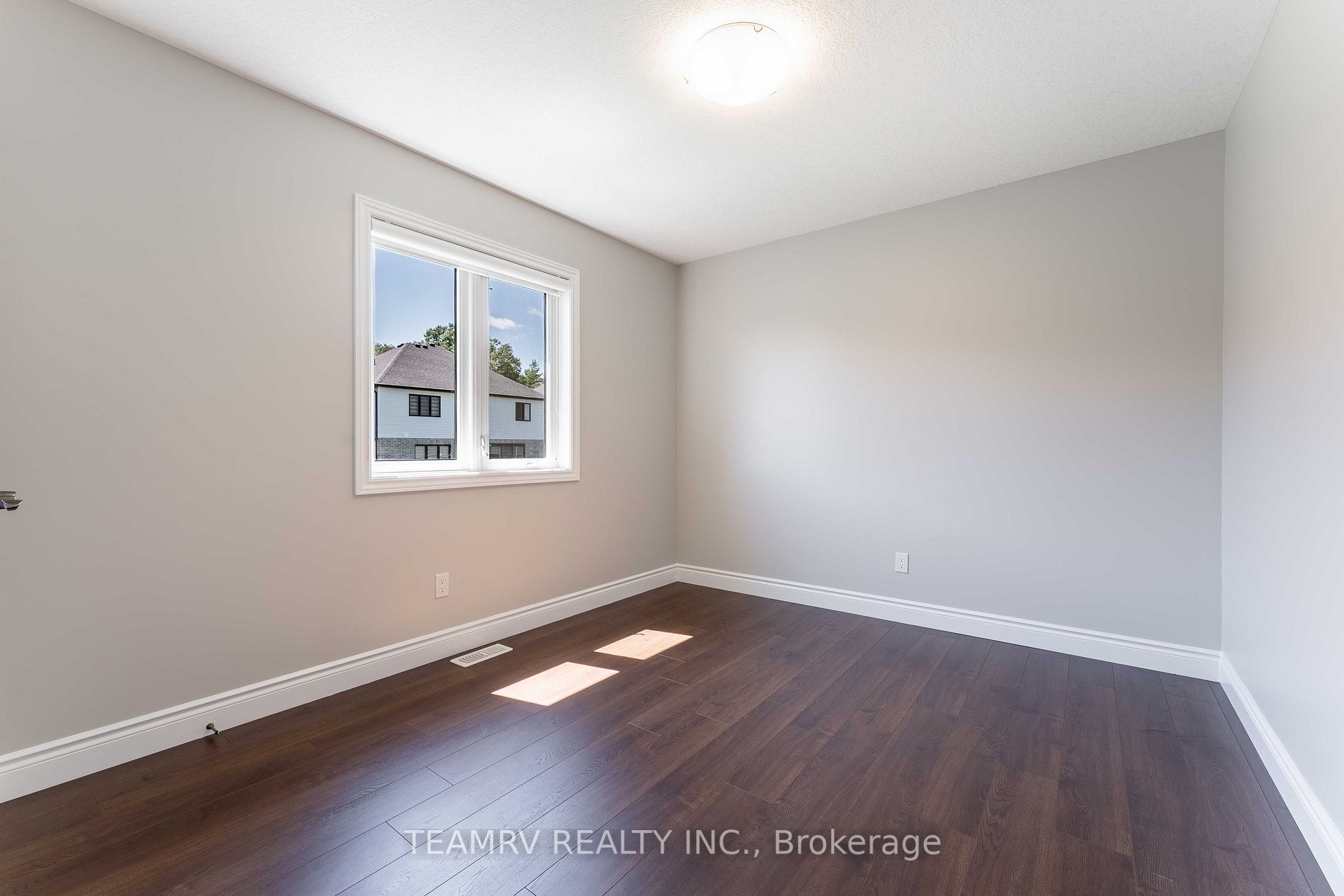 382 Masters Dr