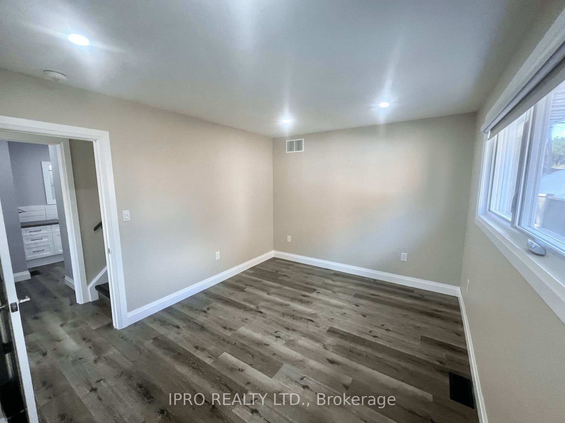 31 Cheryl Ave