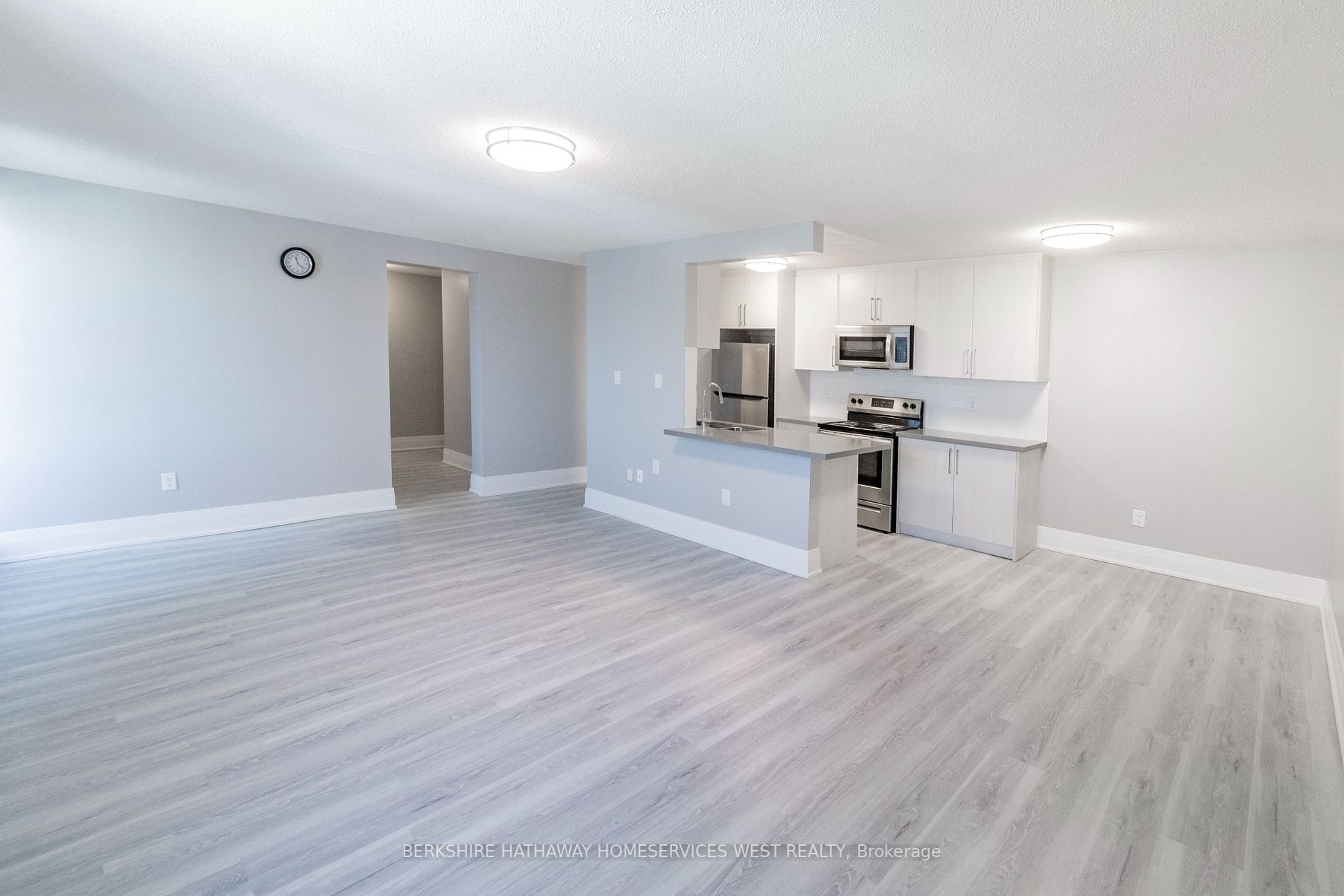 4422 Huron St, #207