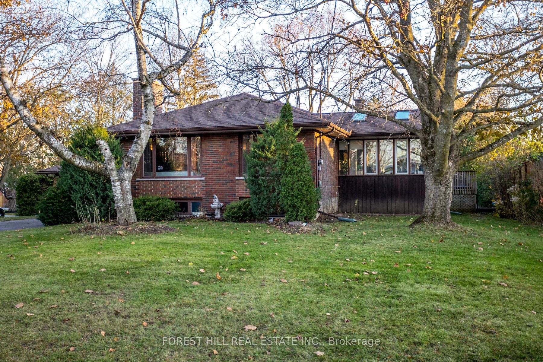 285 Cottonwood Dr