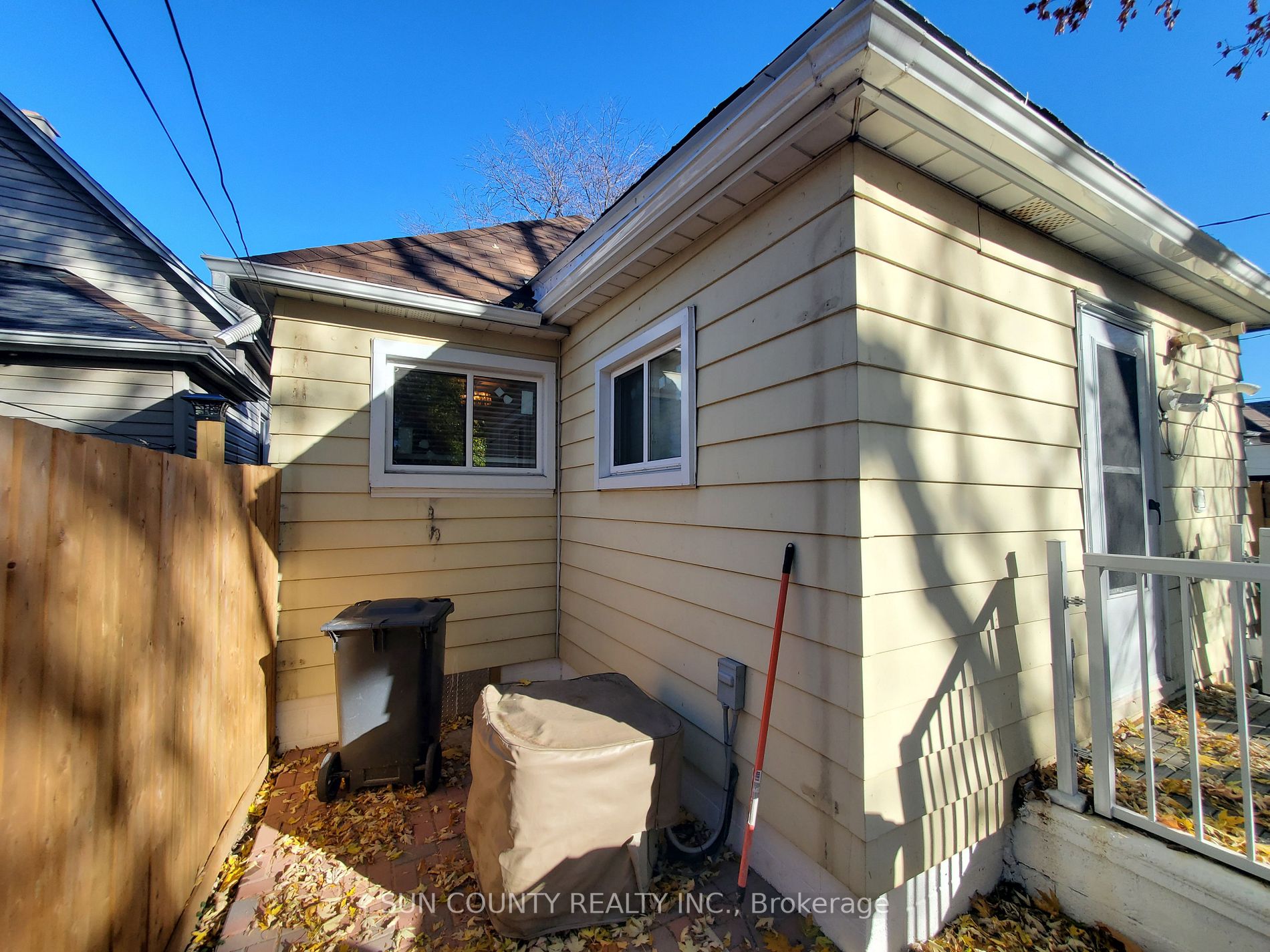 427 Bridge Ave
