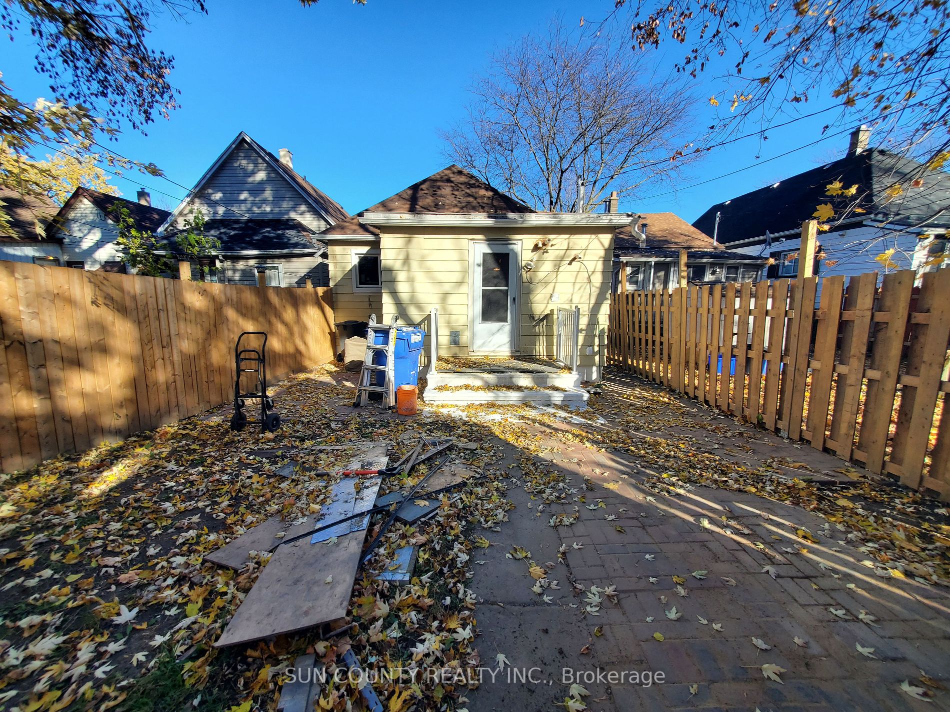 427 Bridge Ave