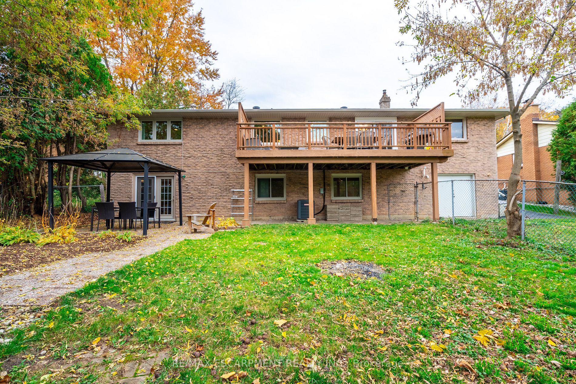 4 Valleydale Crt