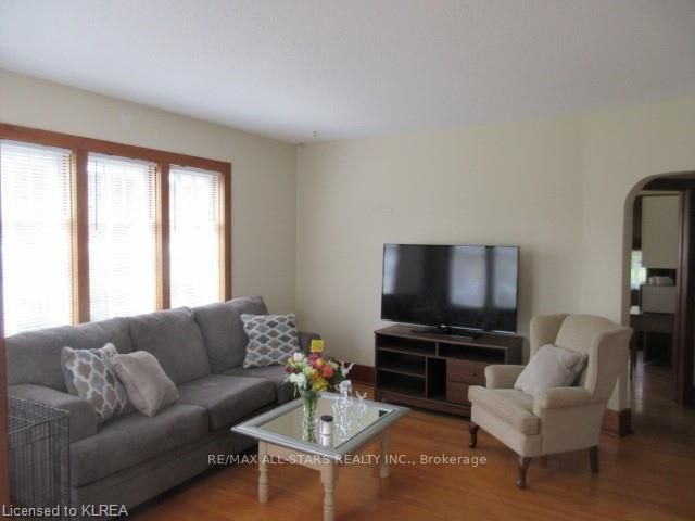 22 Joseph & Lot 8 Pl70 St