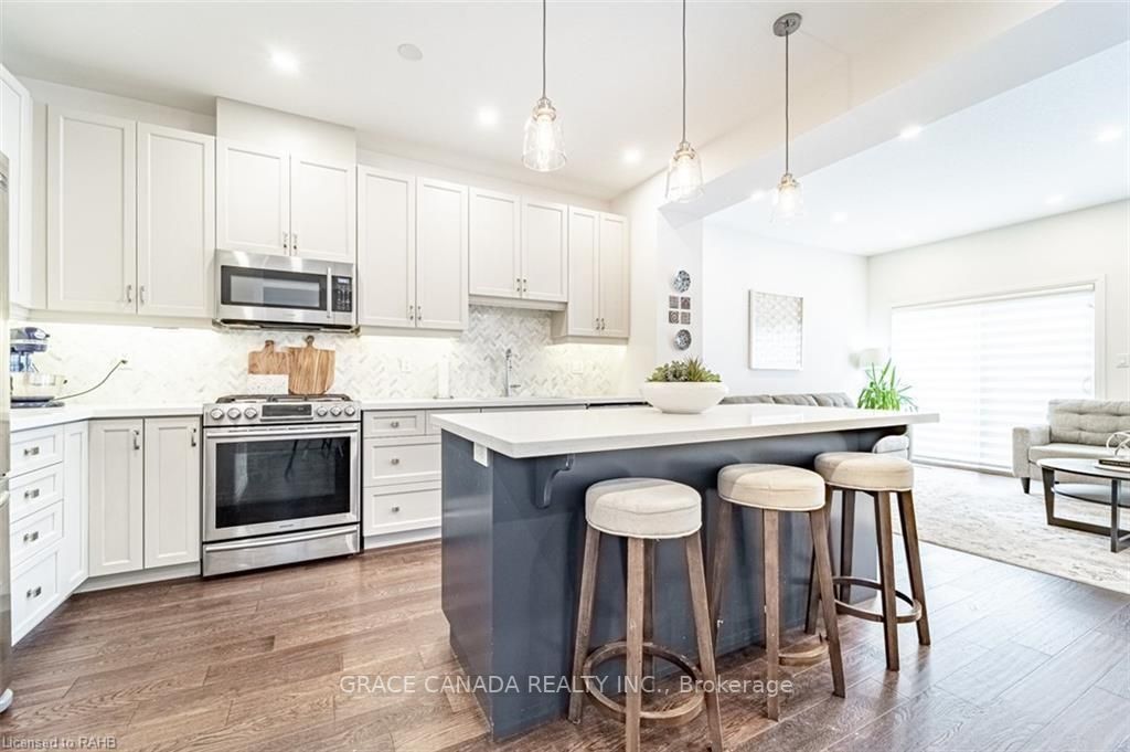 14 Greenwich Ave