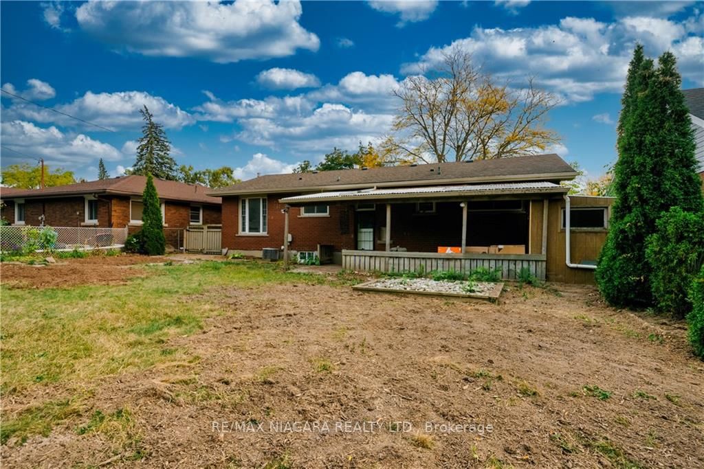91 Glendale Ave