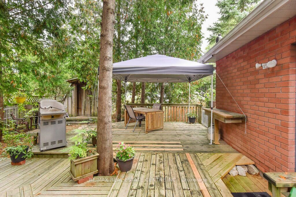 46 Mcelderry Rd