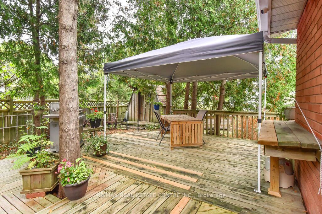 46 Mcelderry Rd