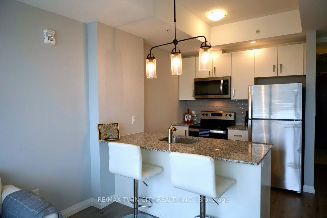 108 Garment St, #909