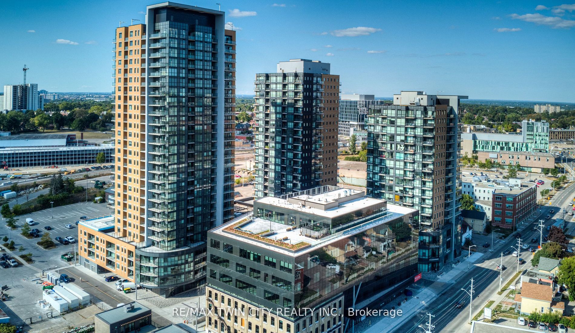 108 Garment St, #909