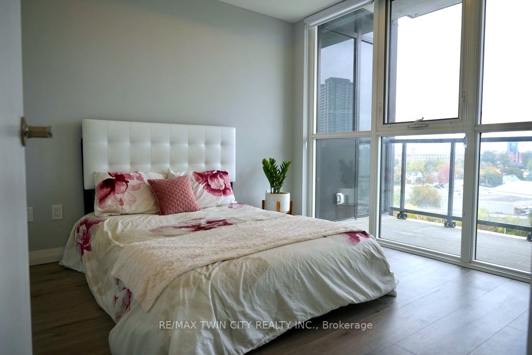 108 Garment St, #909