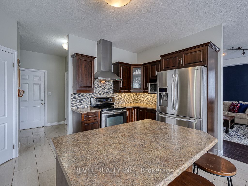 236 Three Wood Dr