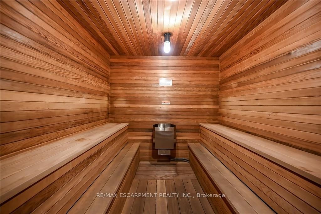 45 Manitoulin Tr, #100