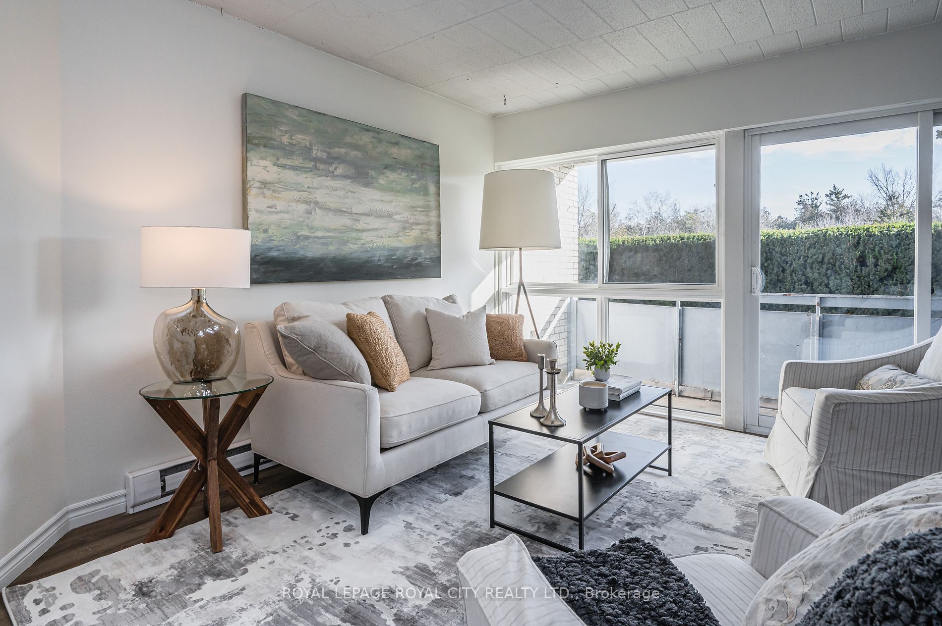105 Conroy Cres, #103