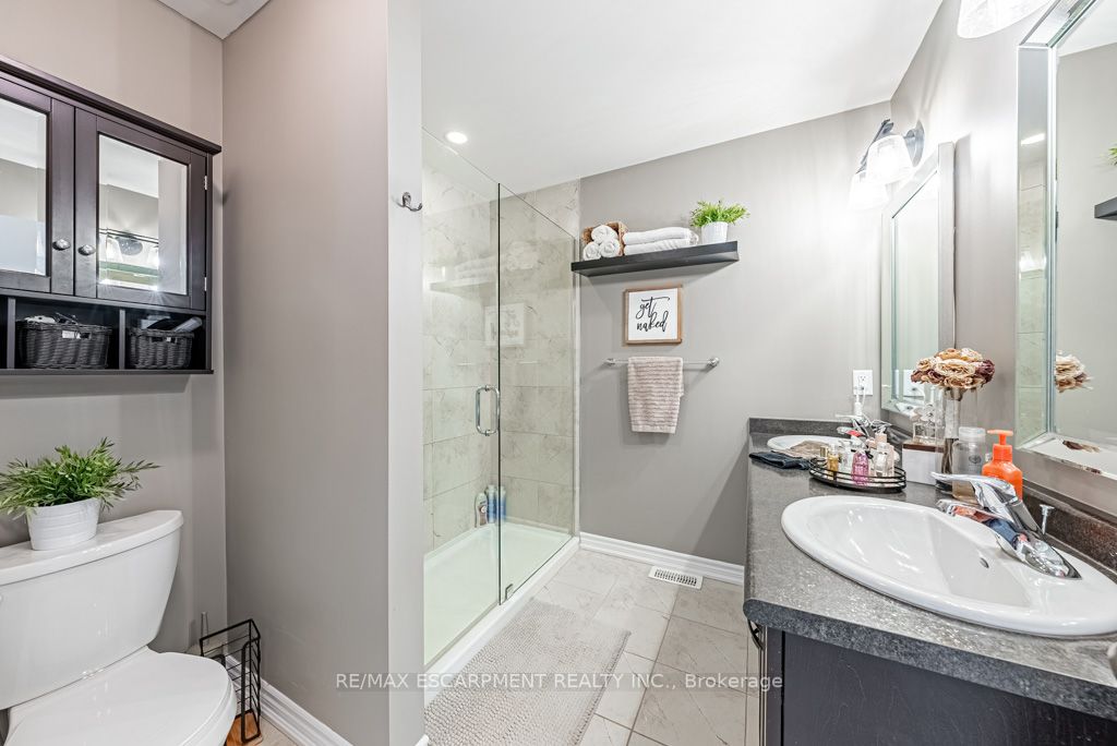 377 Glancaster Rd, #31