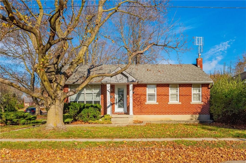 23 Glenwood Ave