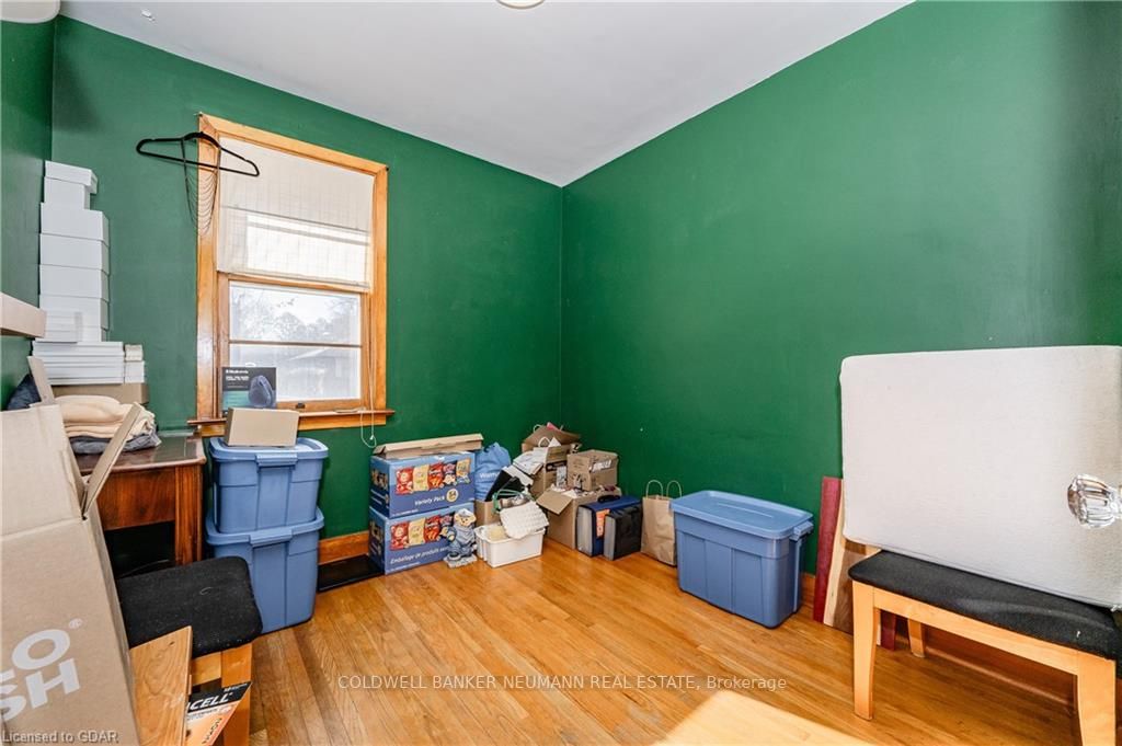 23 Glenwood Ave