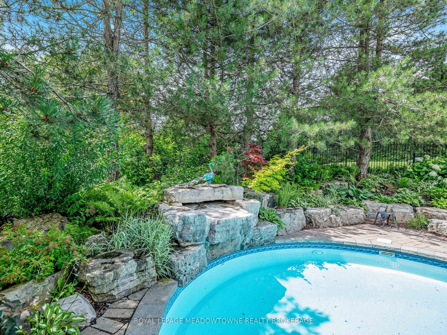 9 Palomino Drive