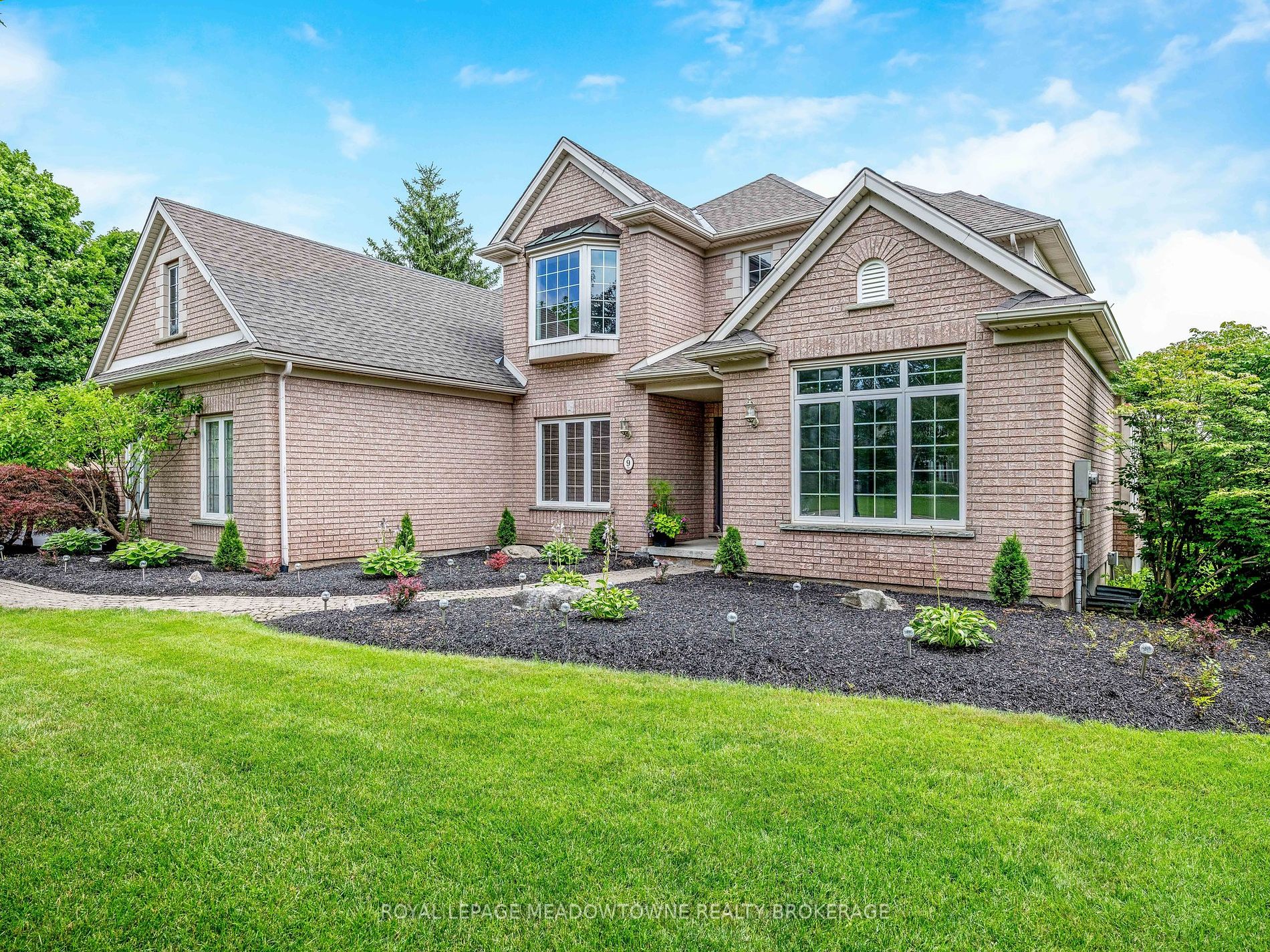 9 Palomino Drive