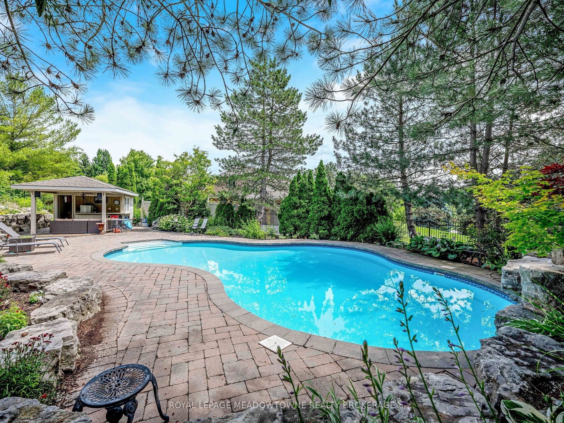 9 Palomino Drive