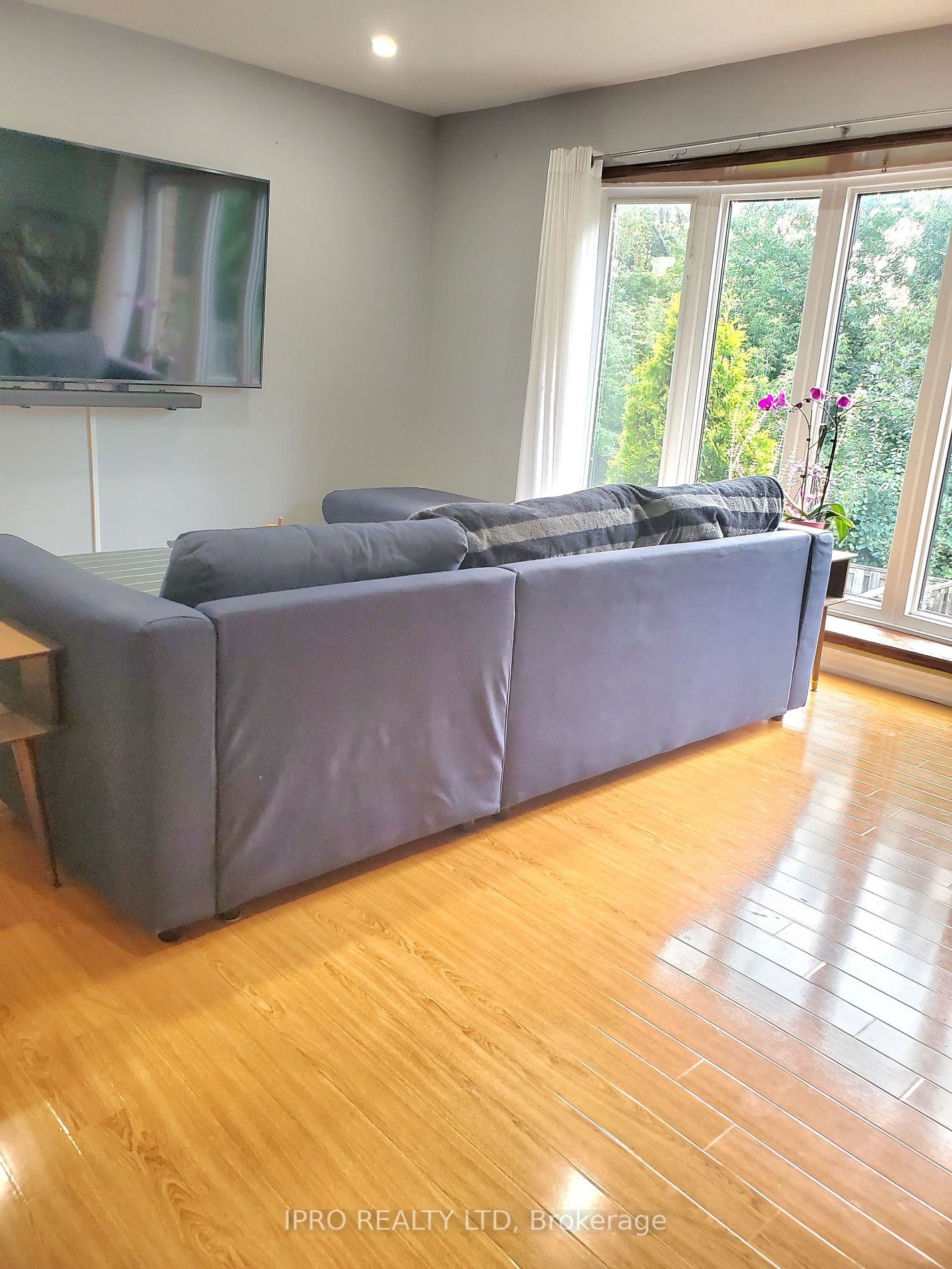 34 Bow Valley Dr, #12