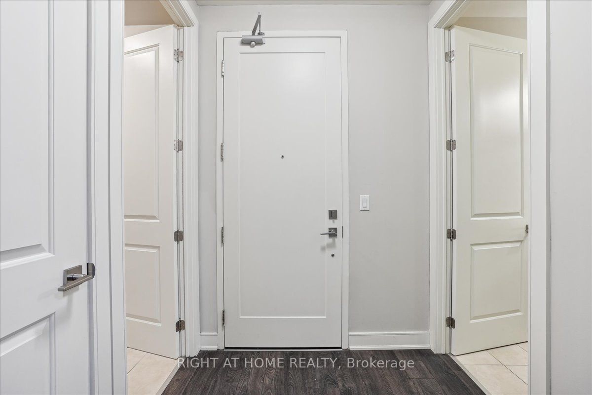 150 Main St W, #0314