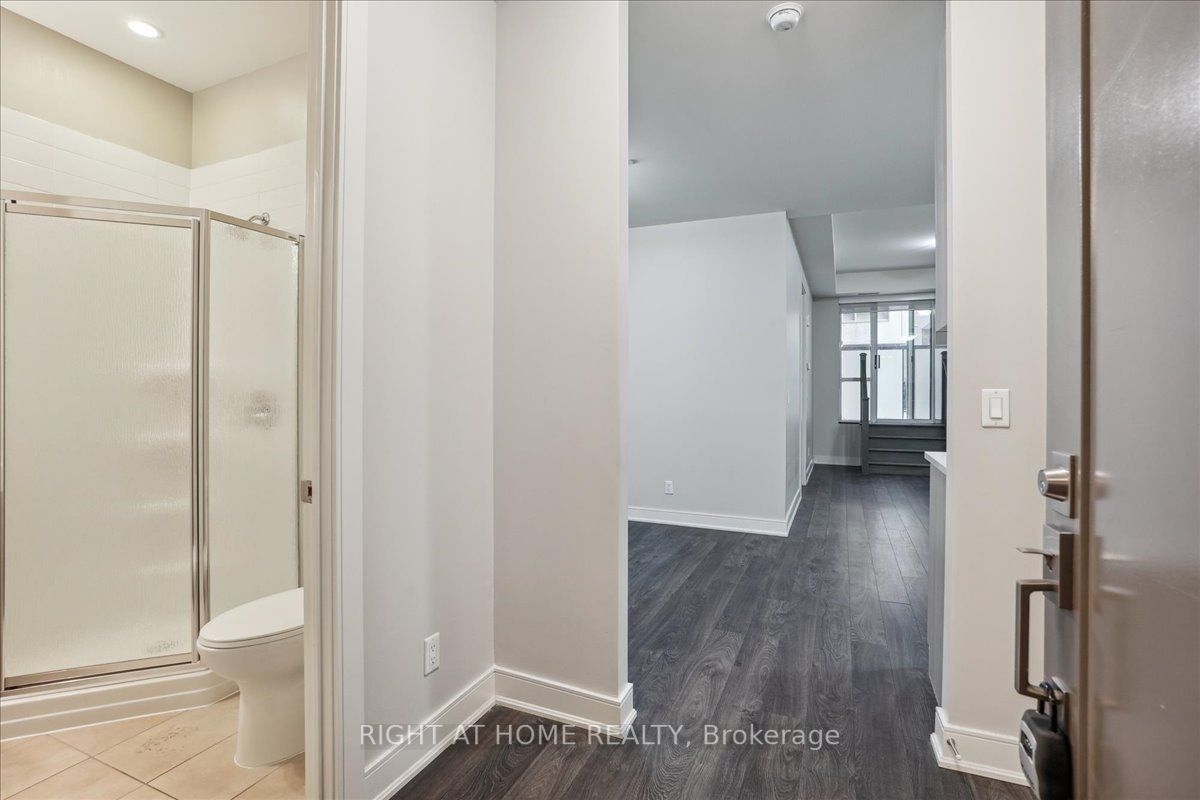 150 Main St W, #0314